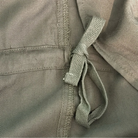 NWT Kori America Womens Waterfall Gray Vest Adjustable Size Small Rayon Pockets - Picture 6 of 7